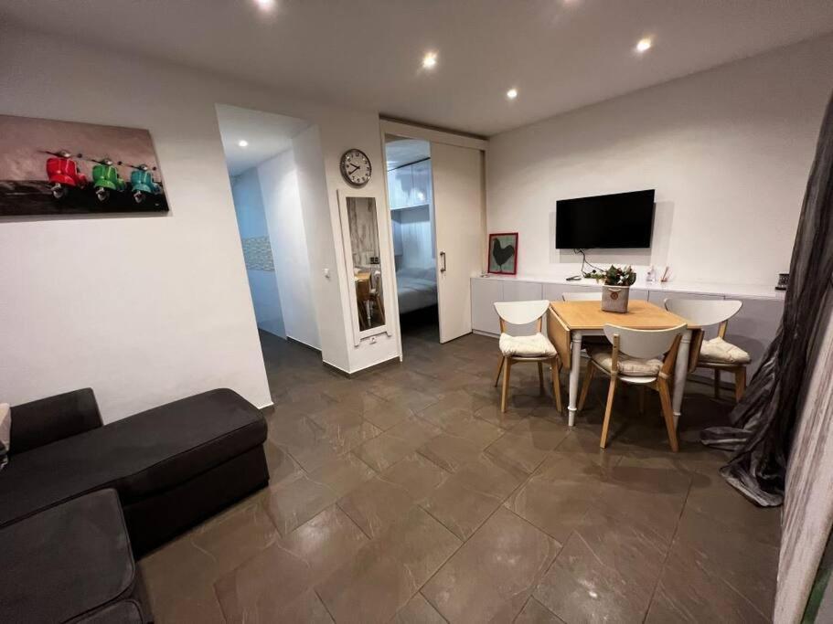 Great Apartment Close To Plaza De Torres Alicante Buitenkant foto