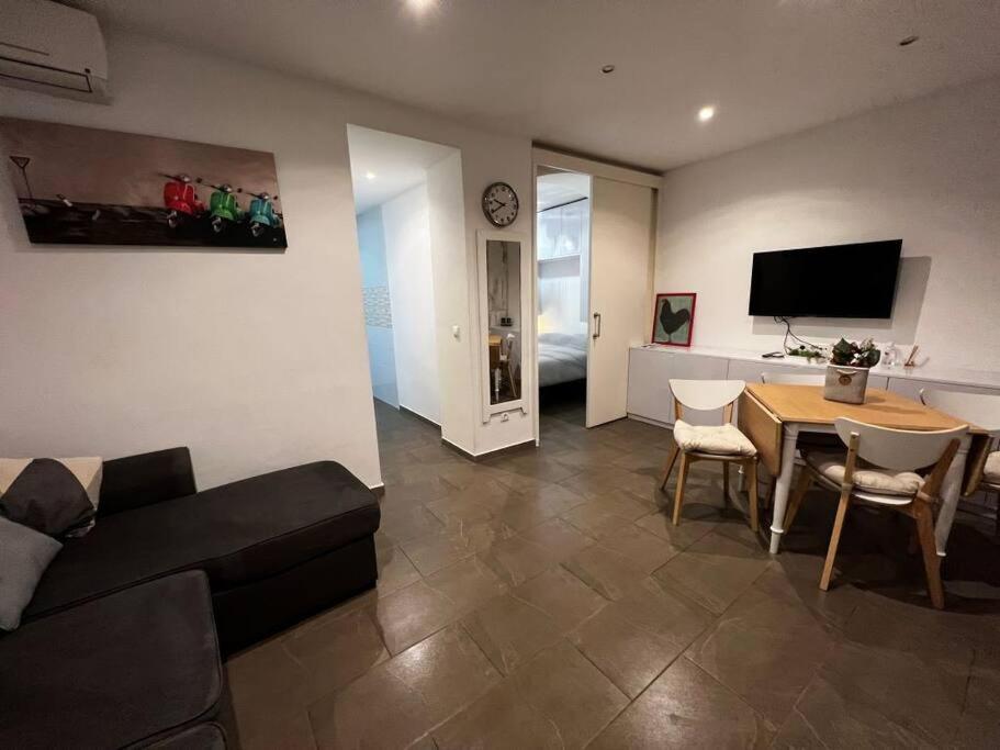 Great Apartment Close To Plaza De Torres Alicante Buitenkant foto