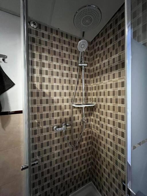Great Apartment Close To Plaza De Torres Alicante Buitenkant foto